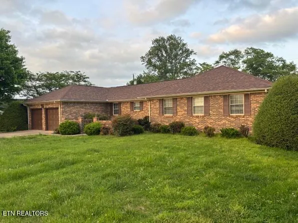 100 W Legion Cir, Pikeville, TN 37367