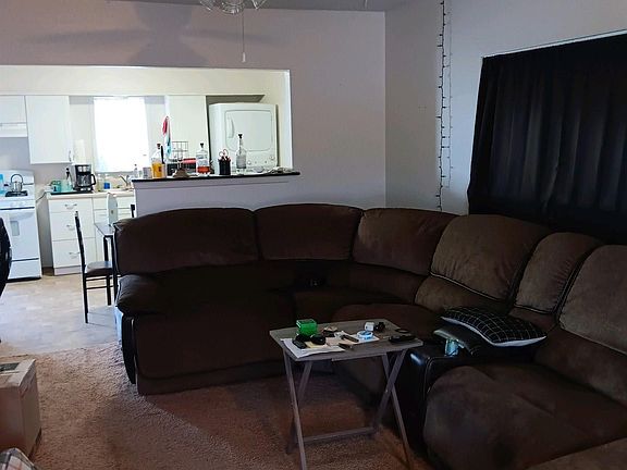 4th image of 102 C St