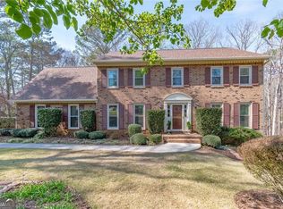 1377 Red Fox Run SW, Lilburn, GA 30047