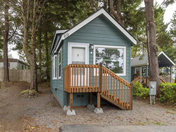 4875 N Highway 101 #69, Depoe Bay, OR 97341