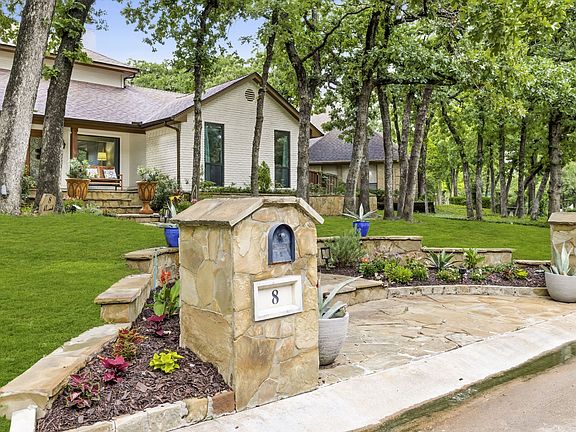 5th image of 8 Cypress Ct