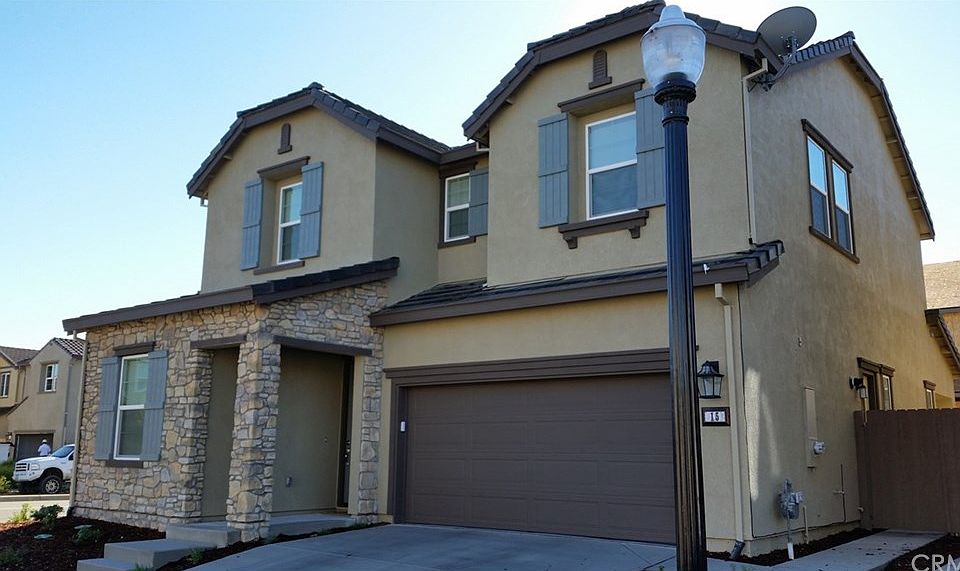 1st image of 15 Lake Katerina Ct