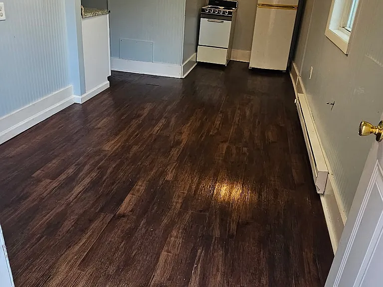 46 Davis Ave #4 — Photo 2