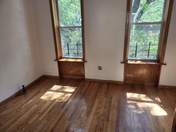 443 16th St APT 3L