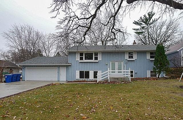 1st image of 2400 1st Ave E