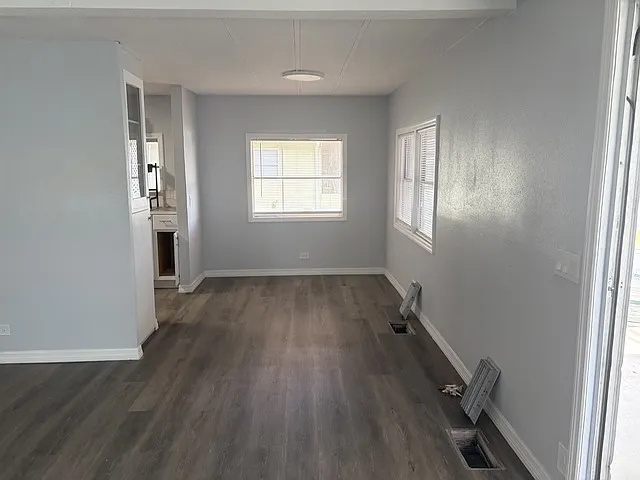 7001 142nd Ave #207 — Photo 19