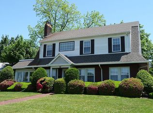535 Washington Ave, Dumont, NJ 07628