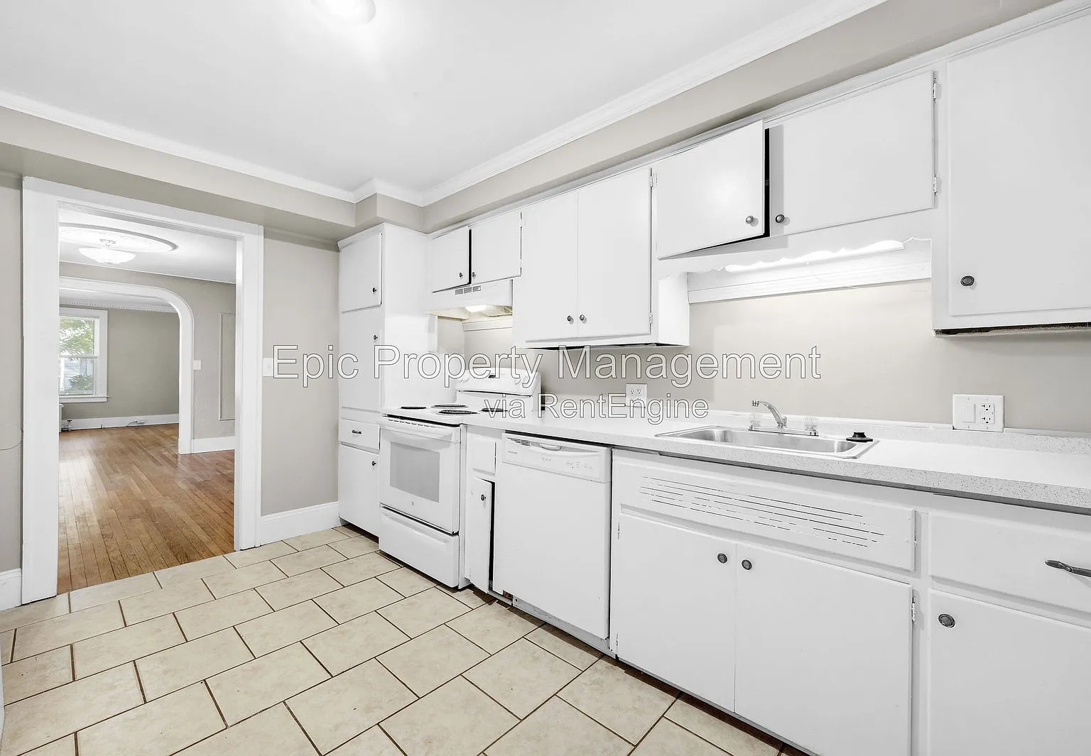 2 bed, 1.0 bath, $1,595 — Photo 3