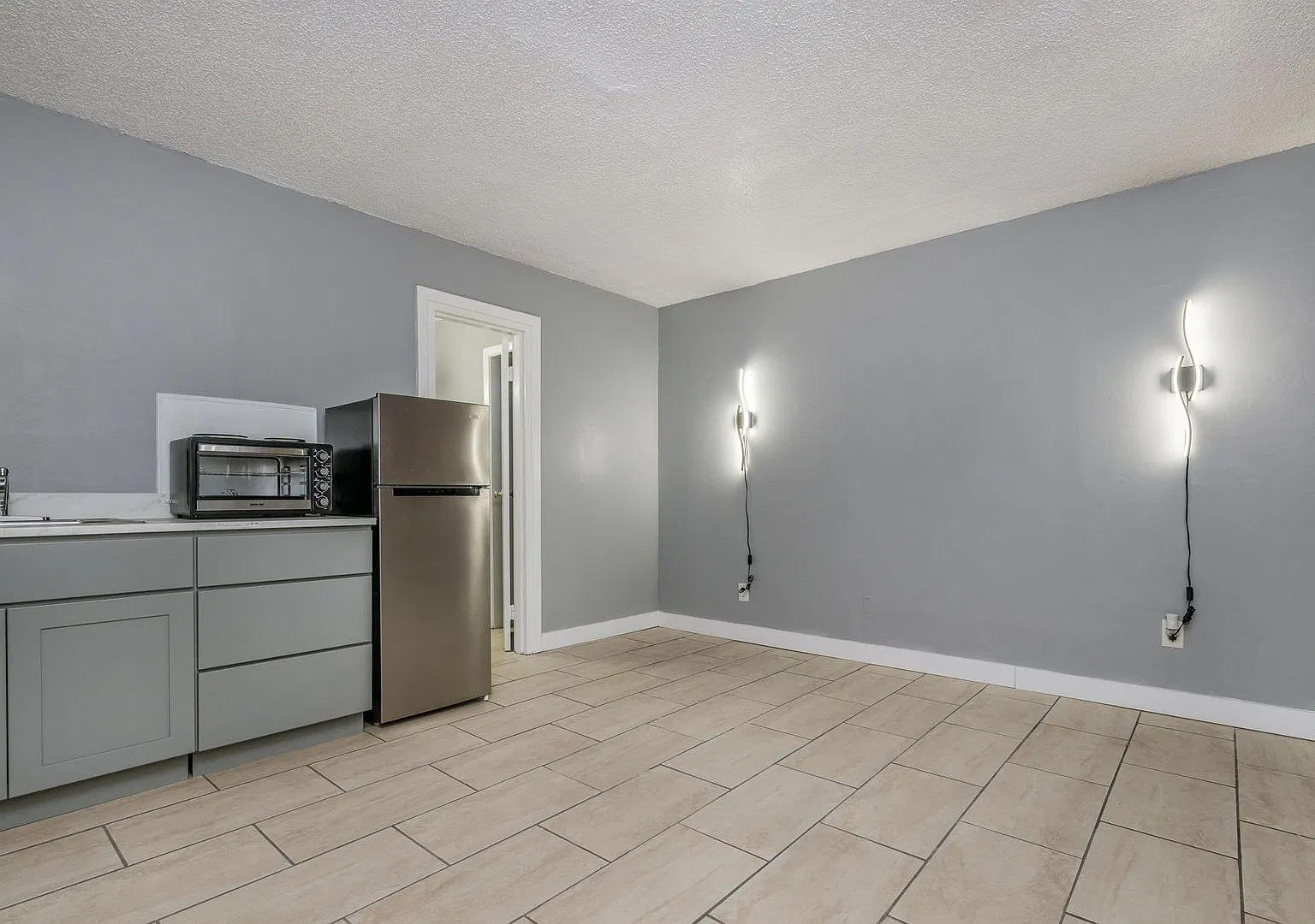 La Luna Luxury Suites — Photo 4