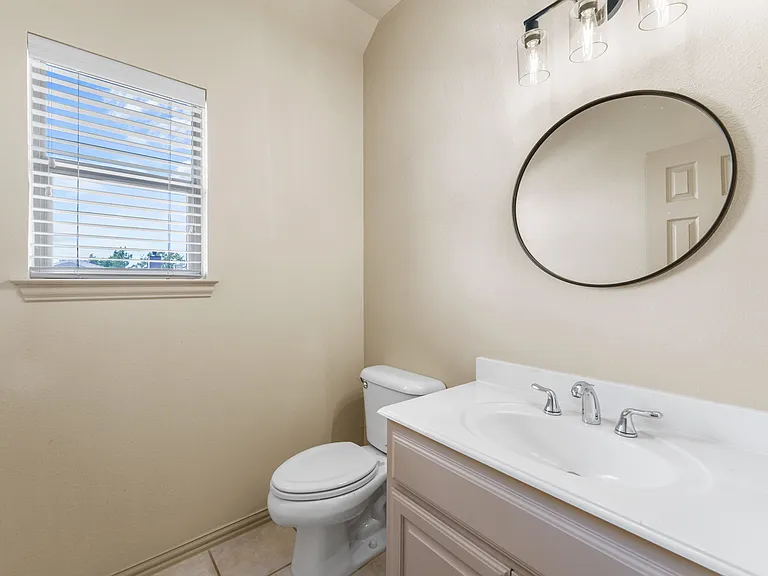 511 Mariner Dr — Photo 25