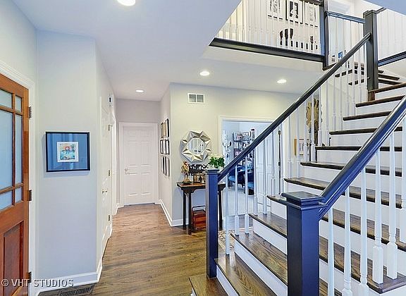 2nd image of 1784 Elmwood Dr