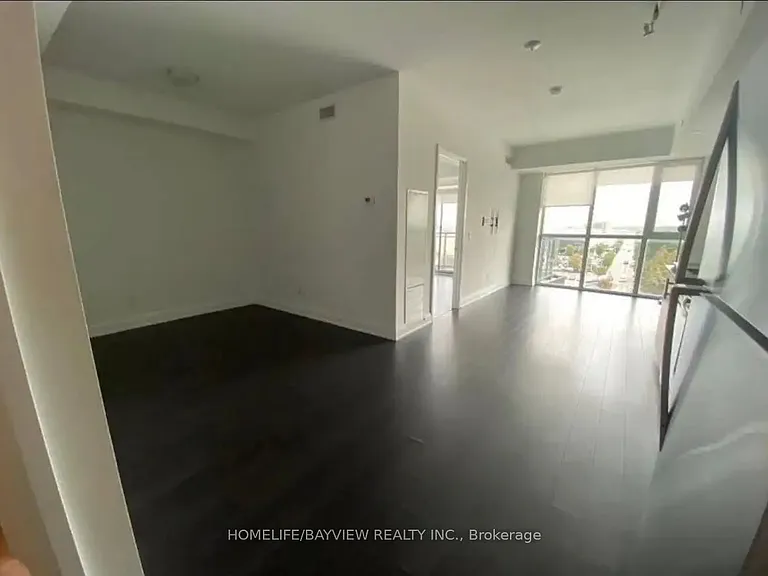 16 McAdam Ave #802 — Photo 5
