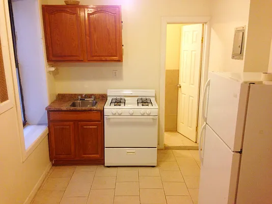 Rented by Bohemia Realty Group | media 18