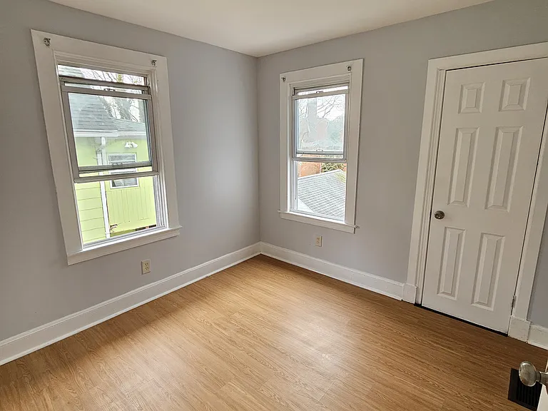 207 E Main St #2 — Photo 2