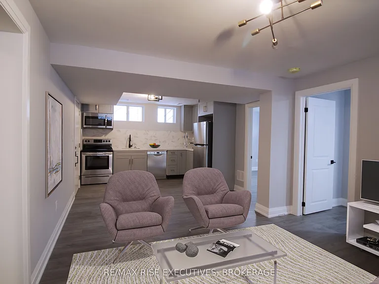 130 Weller Ave #2 — Photo 3