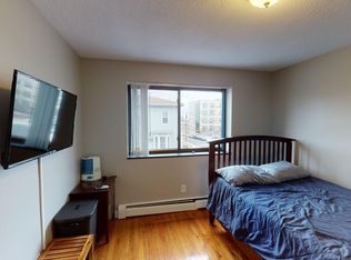 39 Crescent Ave APT 12, Chelsea, MA 02150