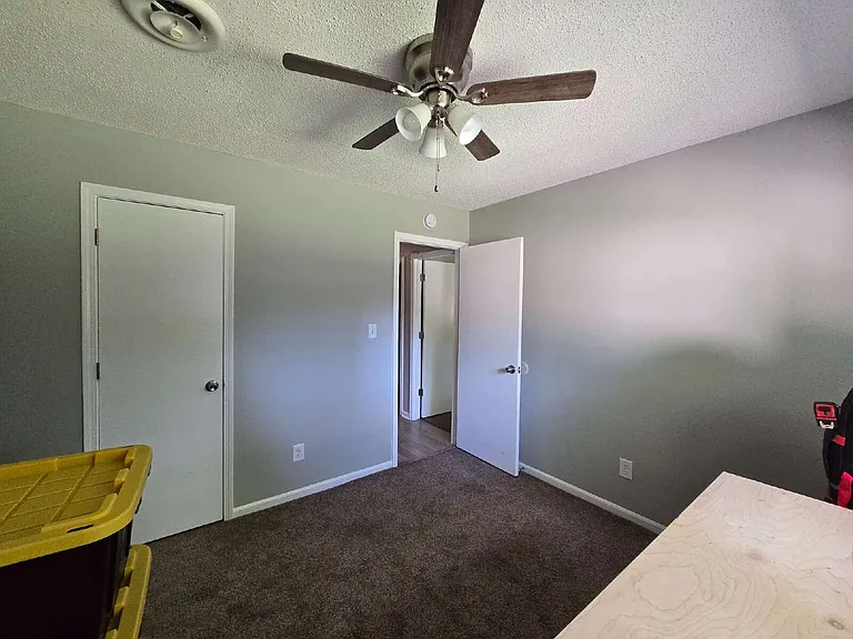 504 Dennis Rd — Photo 18