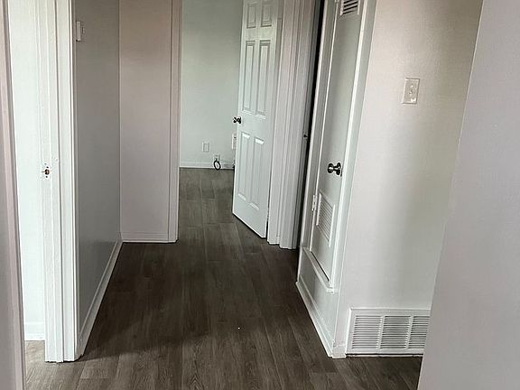4th image of 2024 N Willis St APT 2