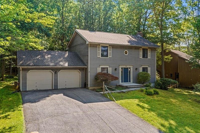 1st image of 936 Southern Pines Dr