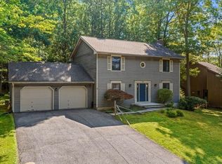 936 Southern Pines Dr, Endwell, NY 13760