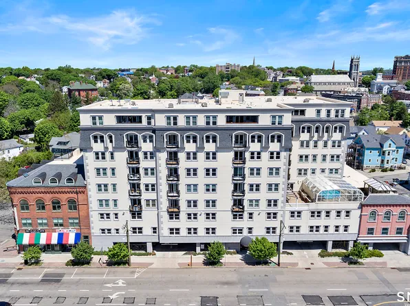 461 Bank Street #706, New London, CT 06320