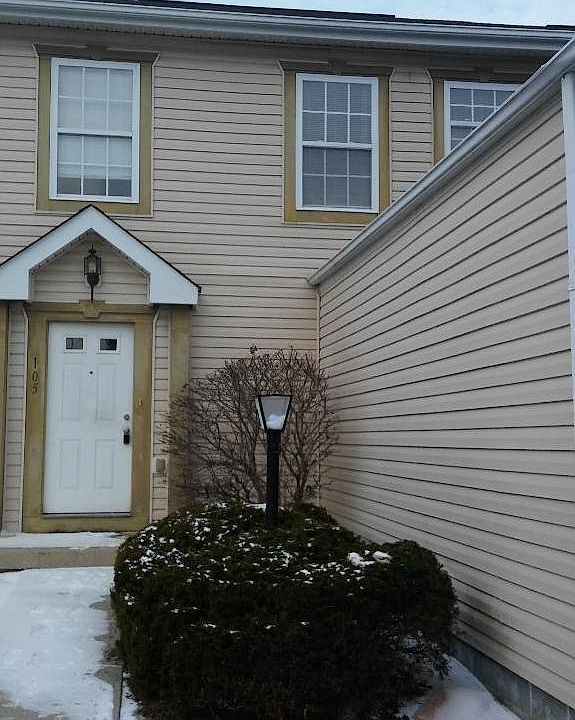 1st image of 105 Dusky Willow Dr