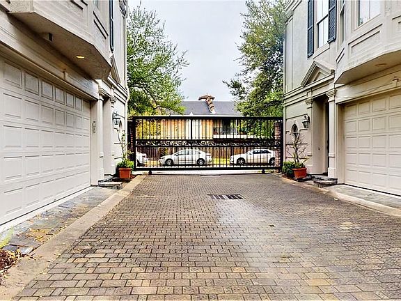 3rd image of 4013 Bellefontaine St #A