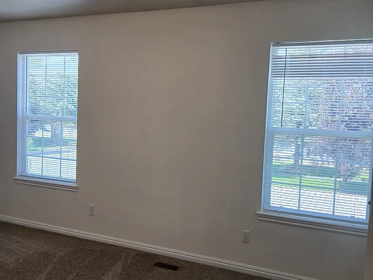 790 E Hamlet Cir N — Photo 17