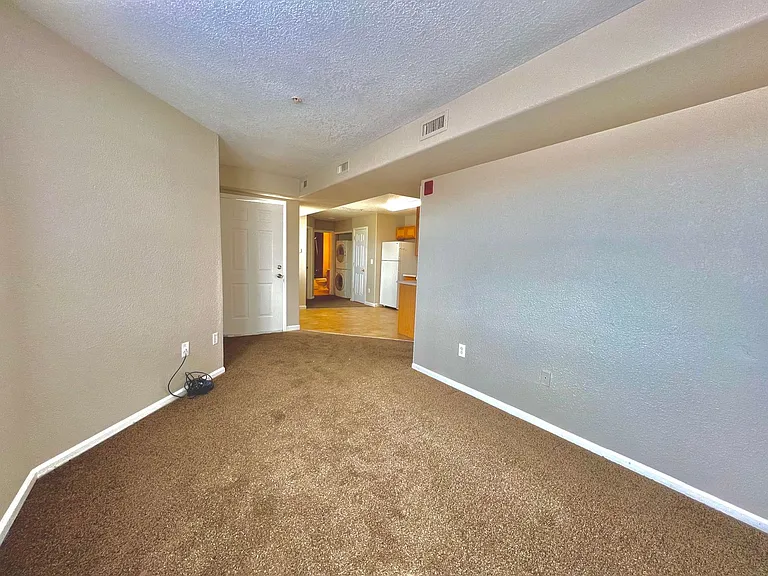 960 S Dawson Way #20 — Photo 5