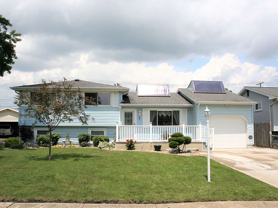 1st image of 2702 Prescott Dr