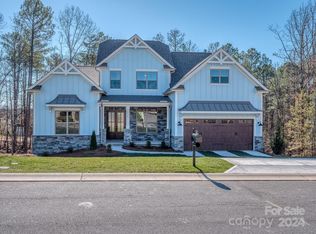 16830 Harbor View Rd, Charlotte, NC 28278