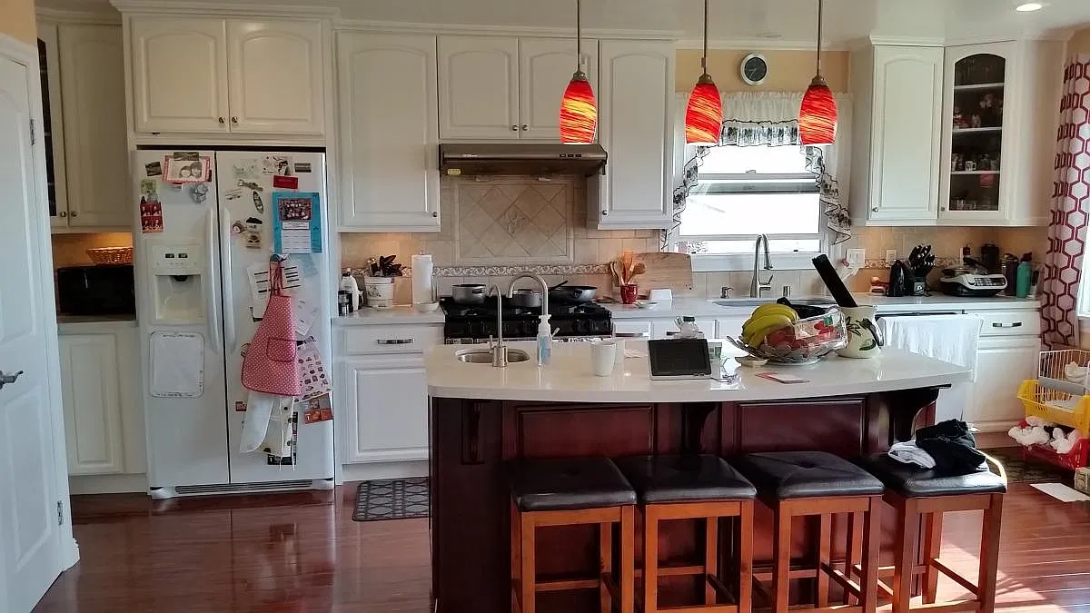 4 bed, 1682 sqft, $5,350 — Photo 3