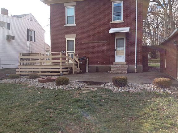 2nd image of 605 N Broadway St