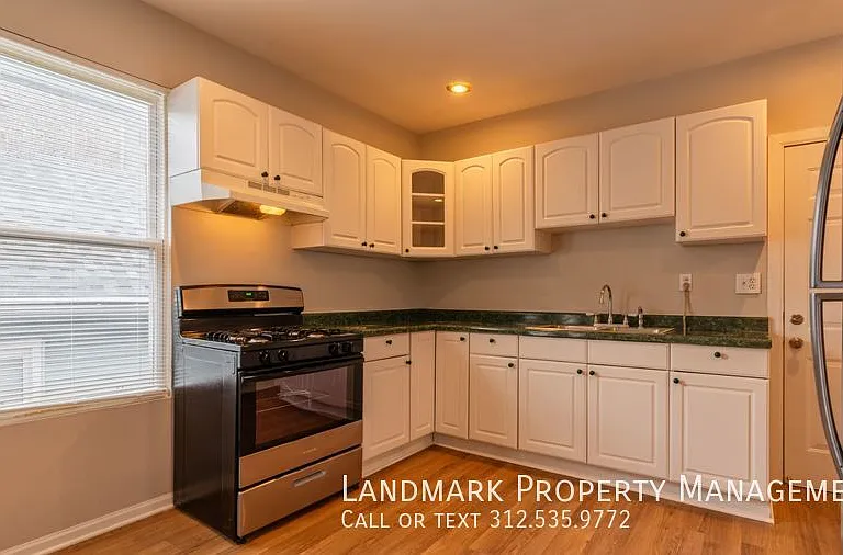 1529 W Cortez St #2F — Photo 2