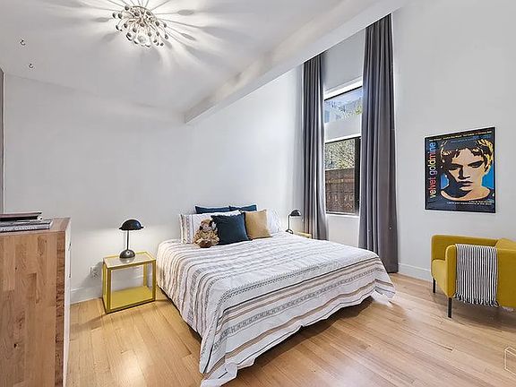 4th image of 342 Bond St #C-2b