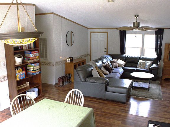 5th image of 2864 Scrubgrass Rd