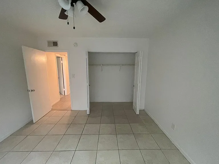 6062 22nd Ave N #3 — Photo 5