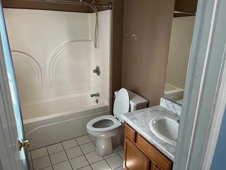 80 Excelsior Ave — Photo 3