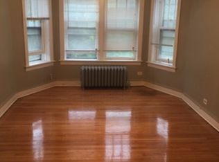2666 E 78th St #2, Chicago, IL 60649
