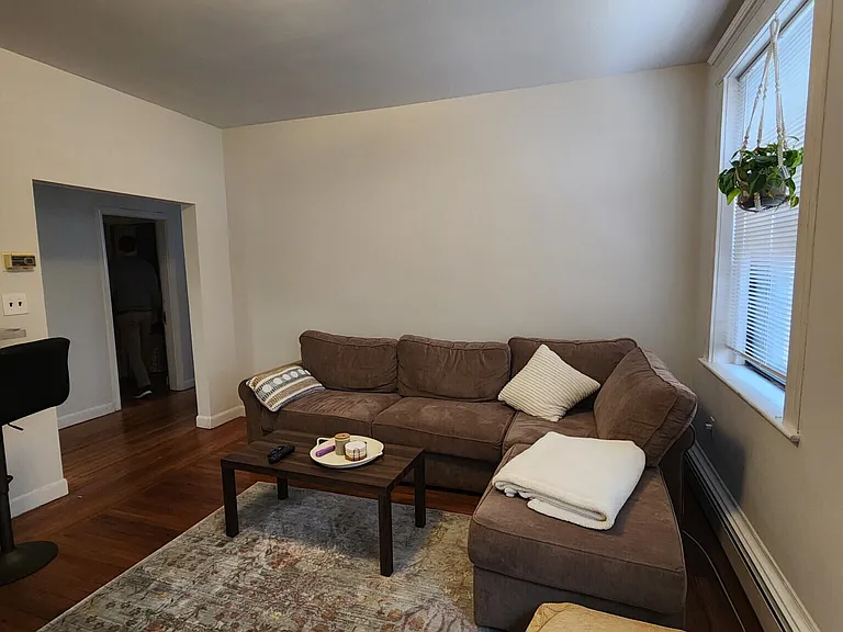 11 Stearns Rd #4 — Photo 5