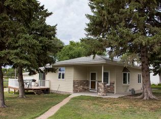 407 N 5th Ave, Broken Bow, NE 68822