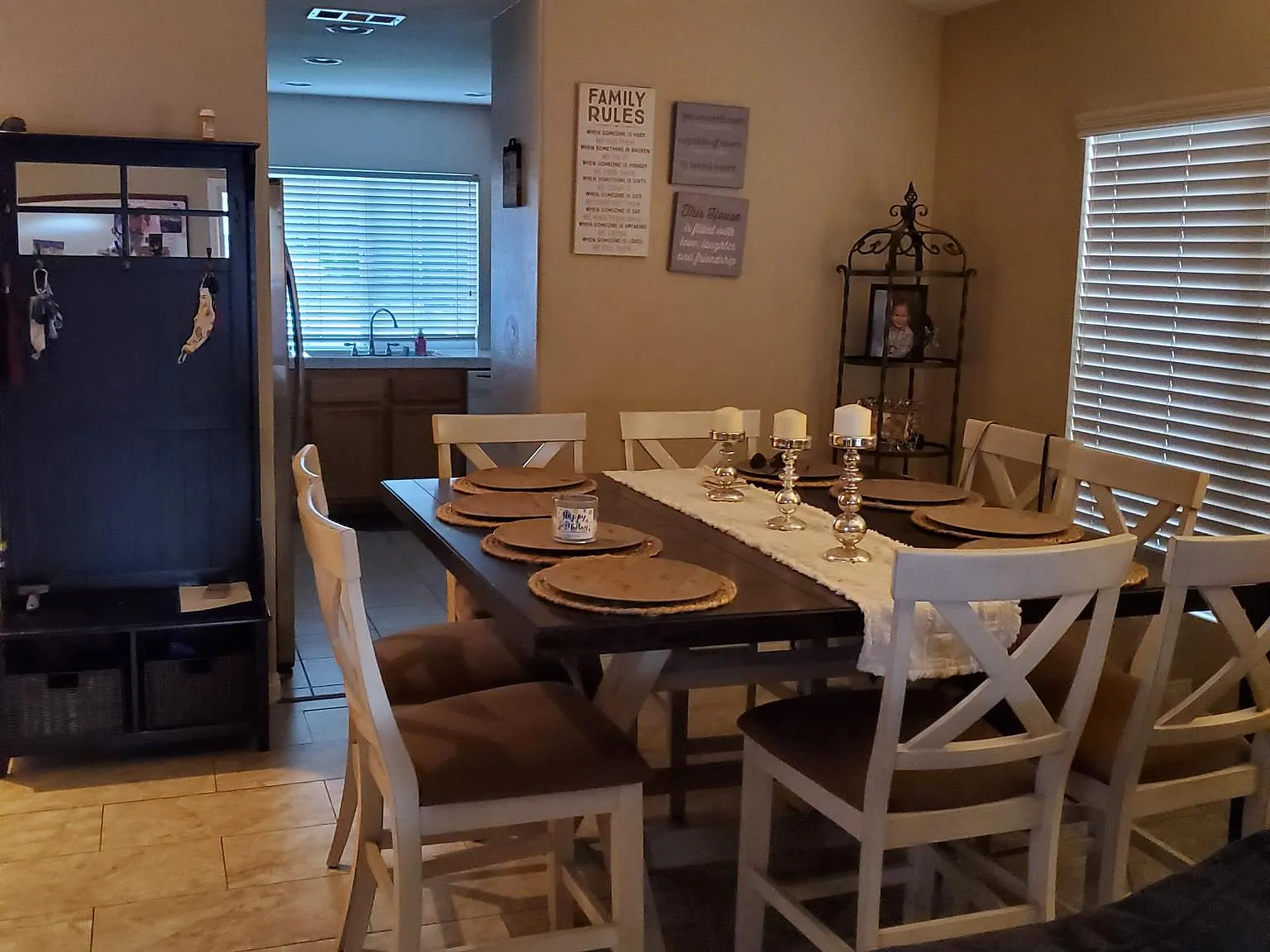 3 bed, 1227 sqft, $2,350 — Photo 3