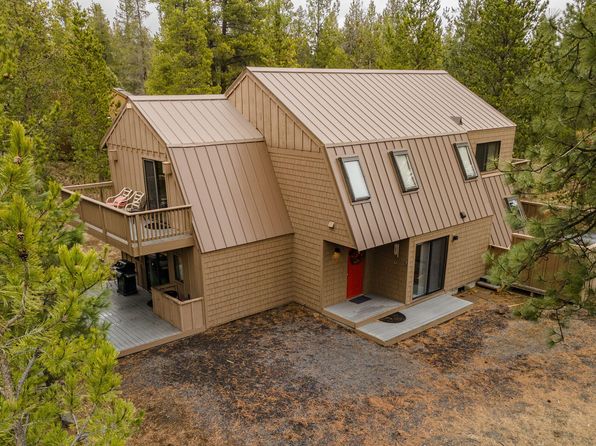 The Stellar Cabins  5 Bedroom House in Sunriver, OR