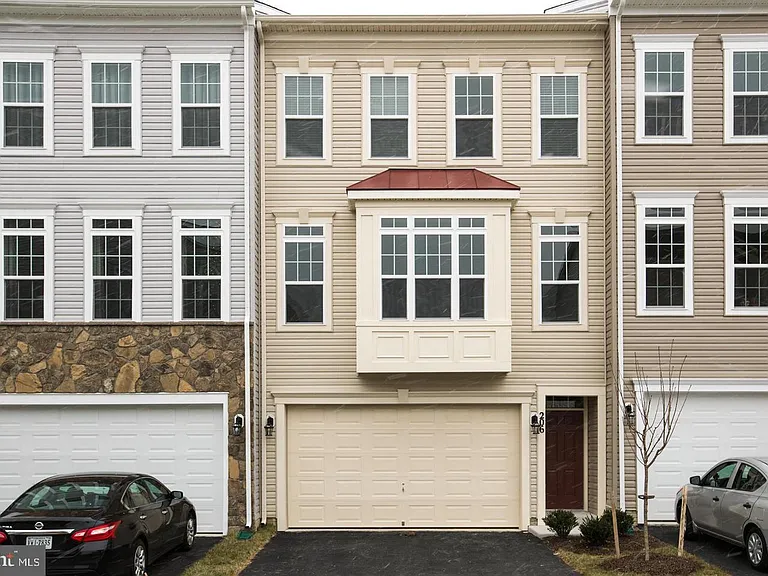 206 Apsley Ter — Photo 16