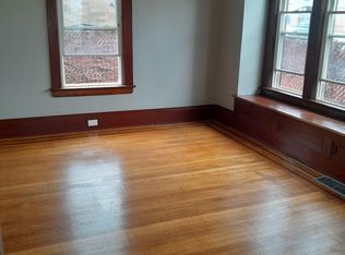 1379 W 61st St, Cleveland, OH 44102