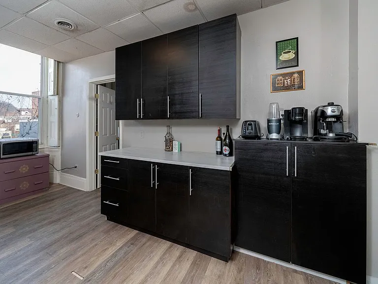 2353 Sidney Street — Photo 7