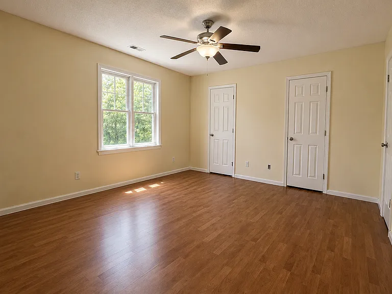 2152 Westbury Ct SW #1 — Photo 8