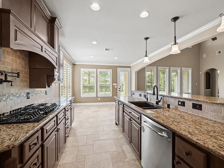 28223 Red Shady Oaks Dr — Photo 10