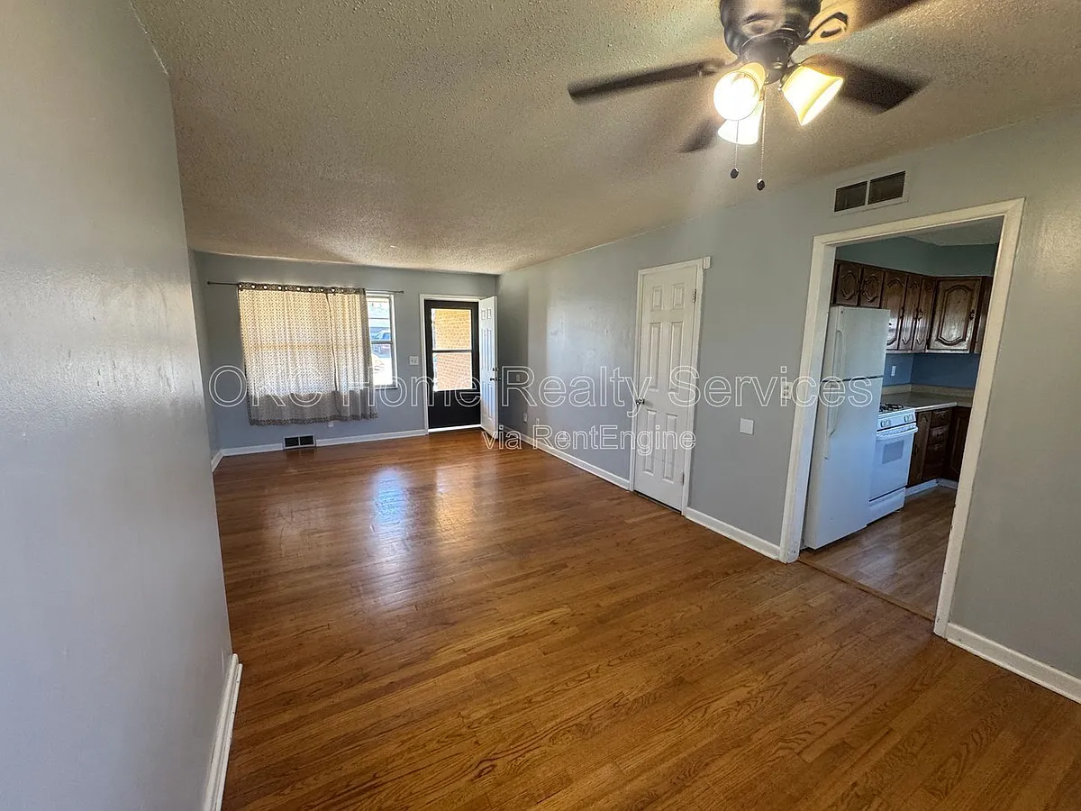Building Photo - 3801 NW 51st St