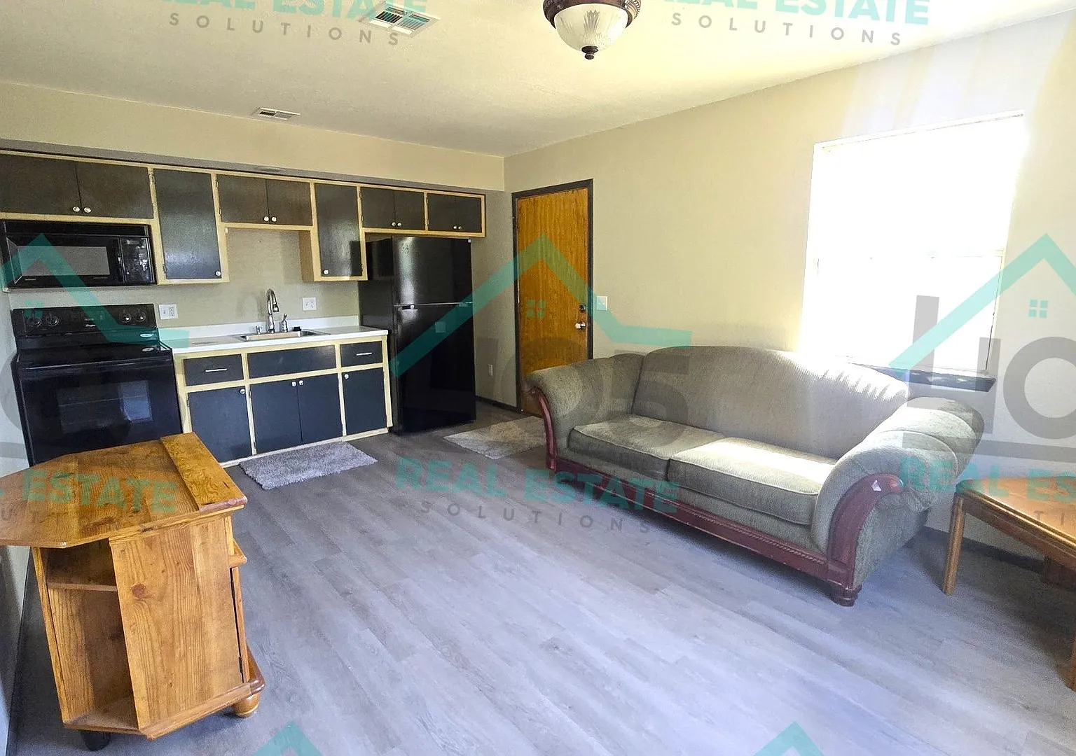 One Bedroom in Norman — Photo 3